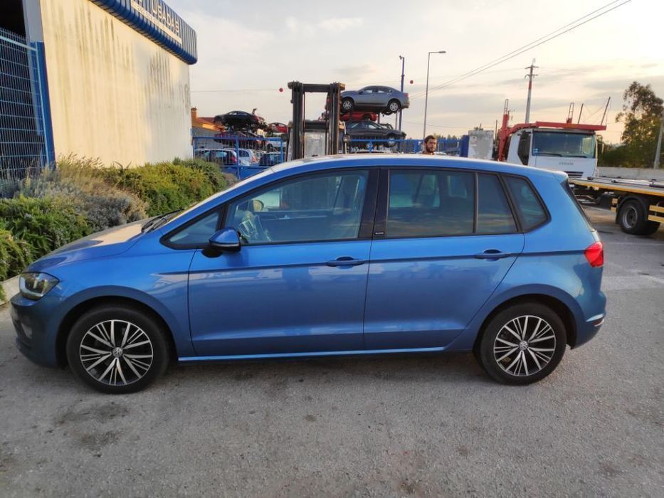 Peças VW Golf Sportvan 2.0 TDi do ano 2015 (CRL)