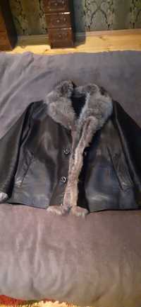 Куртка кожана.з мехом волка