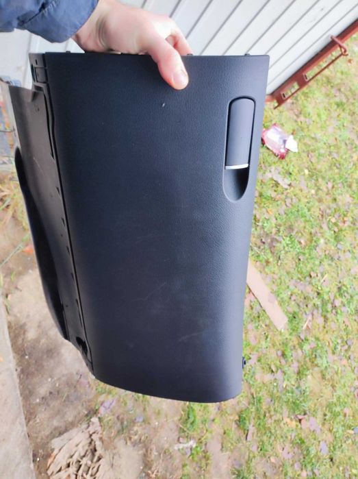 Schowek pasażera czarny a4 b6,b7