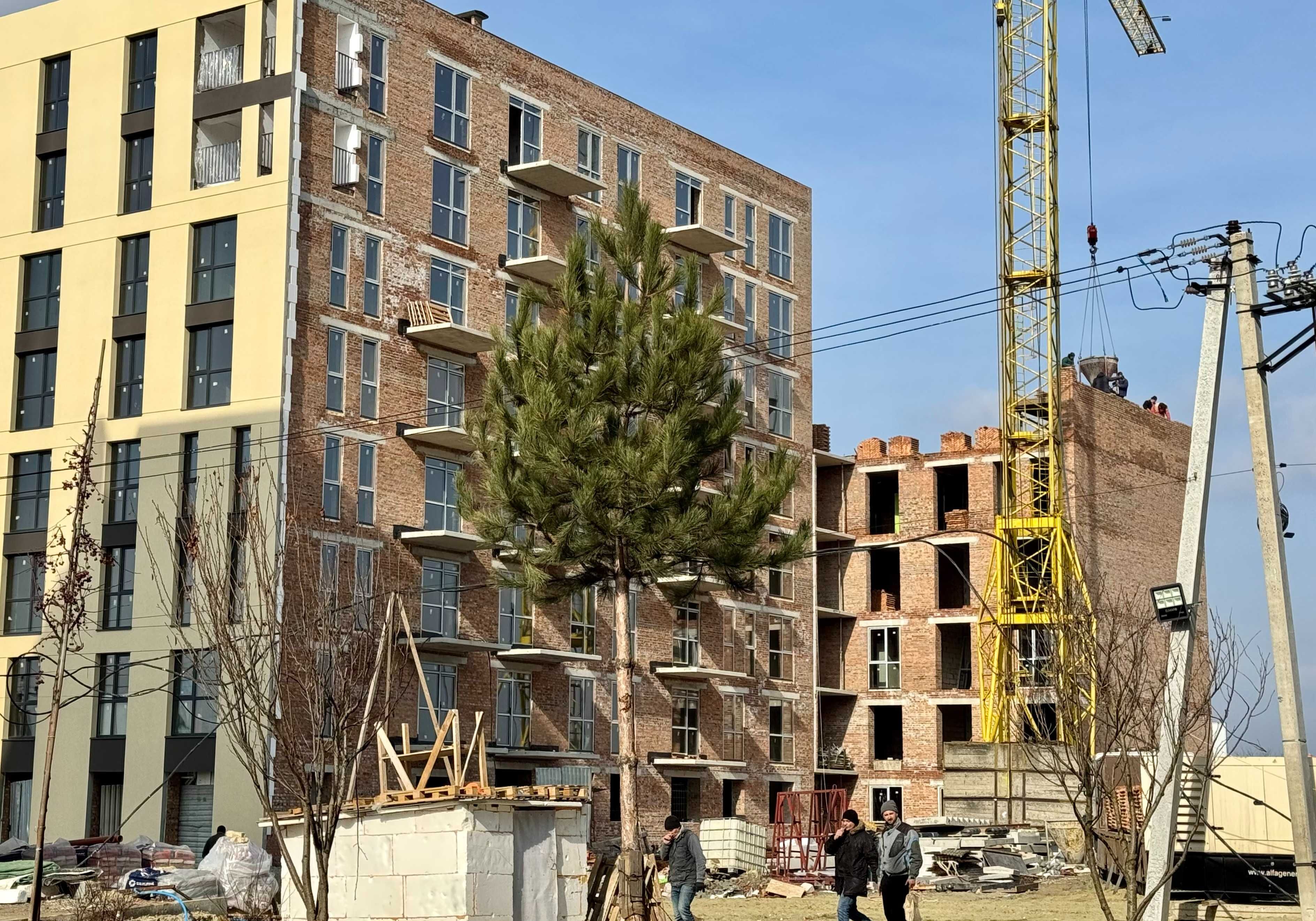 Продаж(Єоселя) 1-кімнатної квартири 37 кв.м Пустомити (9км.від Львова)