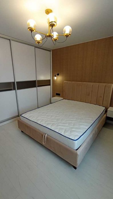 Продам простору   3к квартиру ЖК Аржанова, пр. Слобожанського.