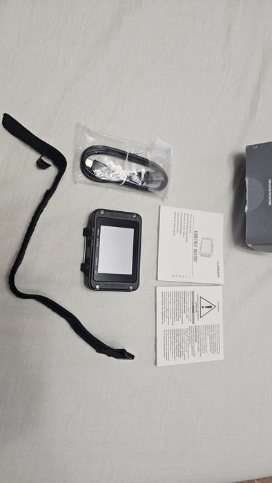 Наручний GPS навігатор Garmin Foretrex 801