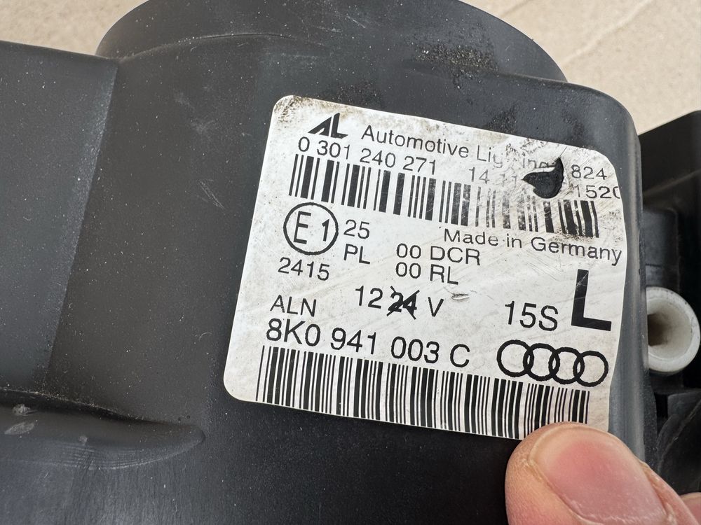 Lampa lewa przód Audi A4B8 bi-xenon nie skretny EU Reflektor lewy