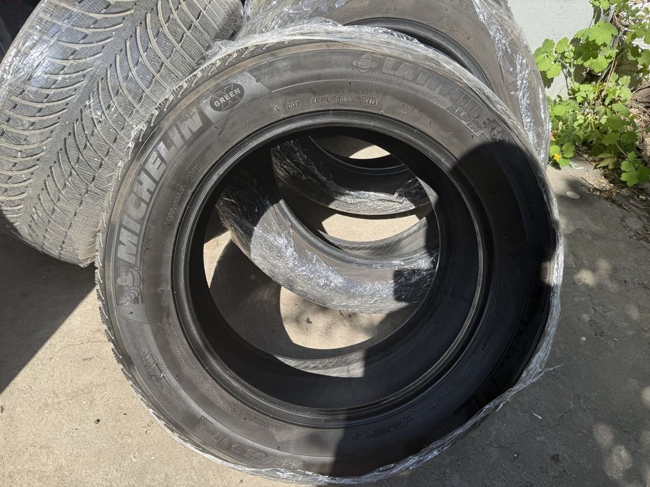 зимня гума резина шини Michelin Latitude Alpin  255/55 R18