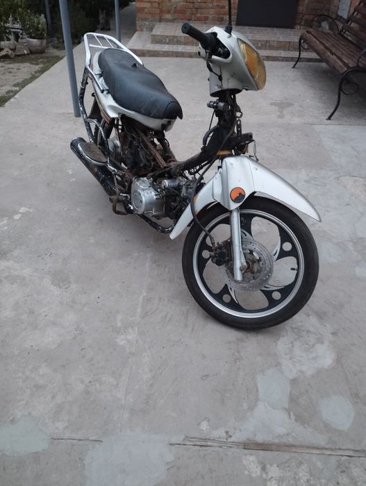 Продам мопед актів 110