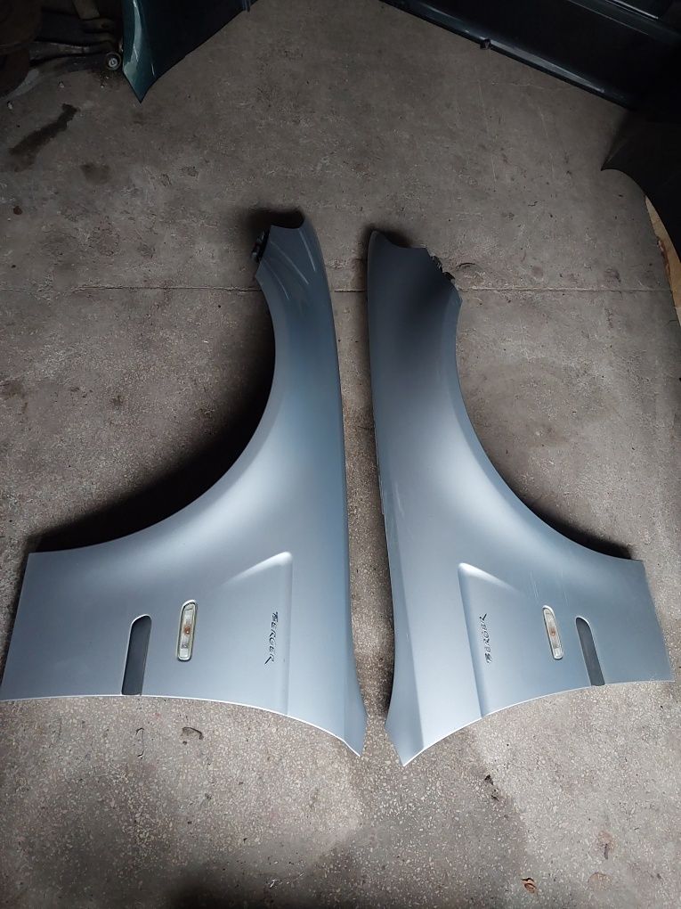 Prawy lewy przedni błotnik bmw e 46 compact titansilber srebrny 354/7