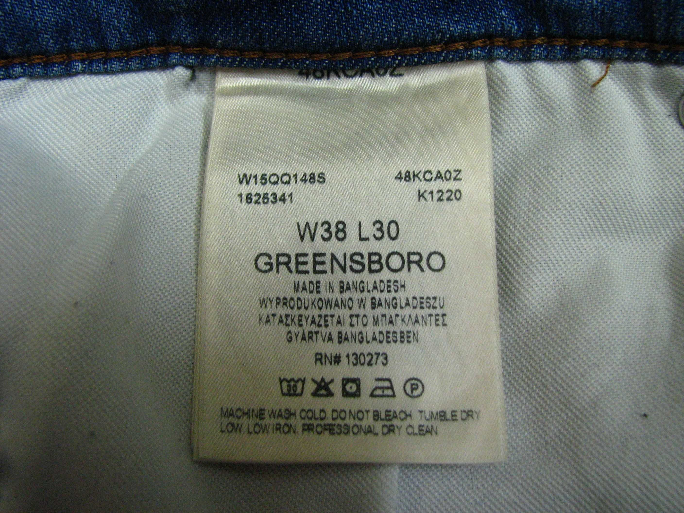 Spodnie jeansowe męskie Wrangler Greensboro W38/L30