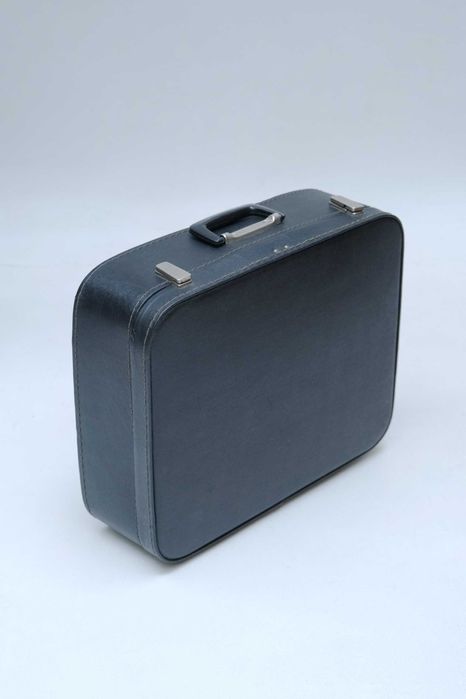 Mala preta de cabedal