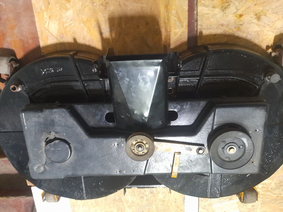 Sprzedam kosisko do traktorka kosiarki aluminium cub cadet