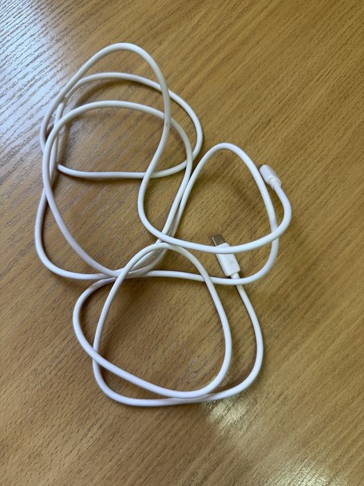 Кабель,провод ,зарядка iphone apple  original 100 %