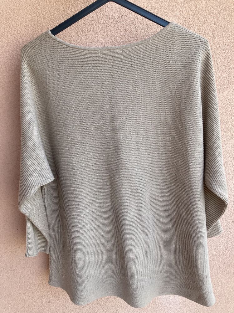 Blusa bege marca H&M