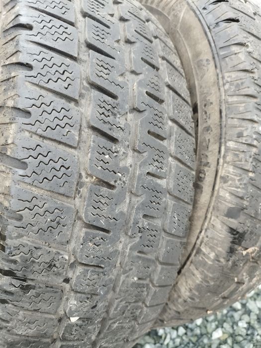 Dwie opony do busa 215/65/R16C matador