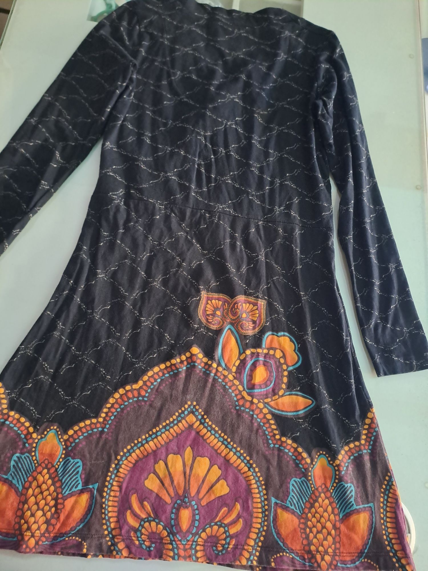 Vestido marca Desigual tam M