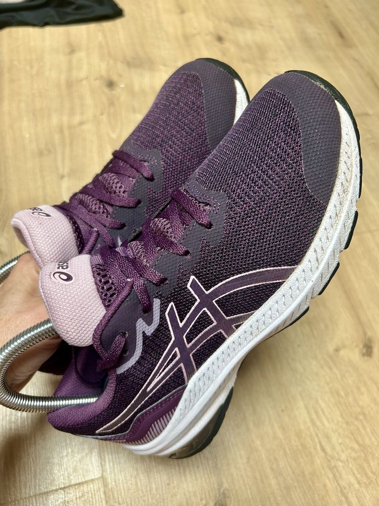Buty do biegania damskie Asics  Gt-1000 r 38 stan idealny