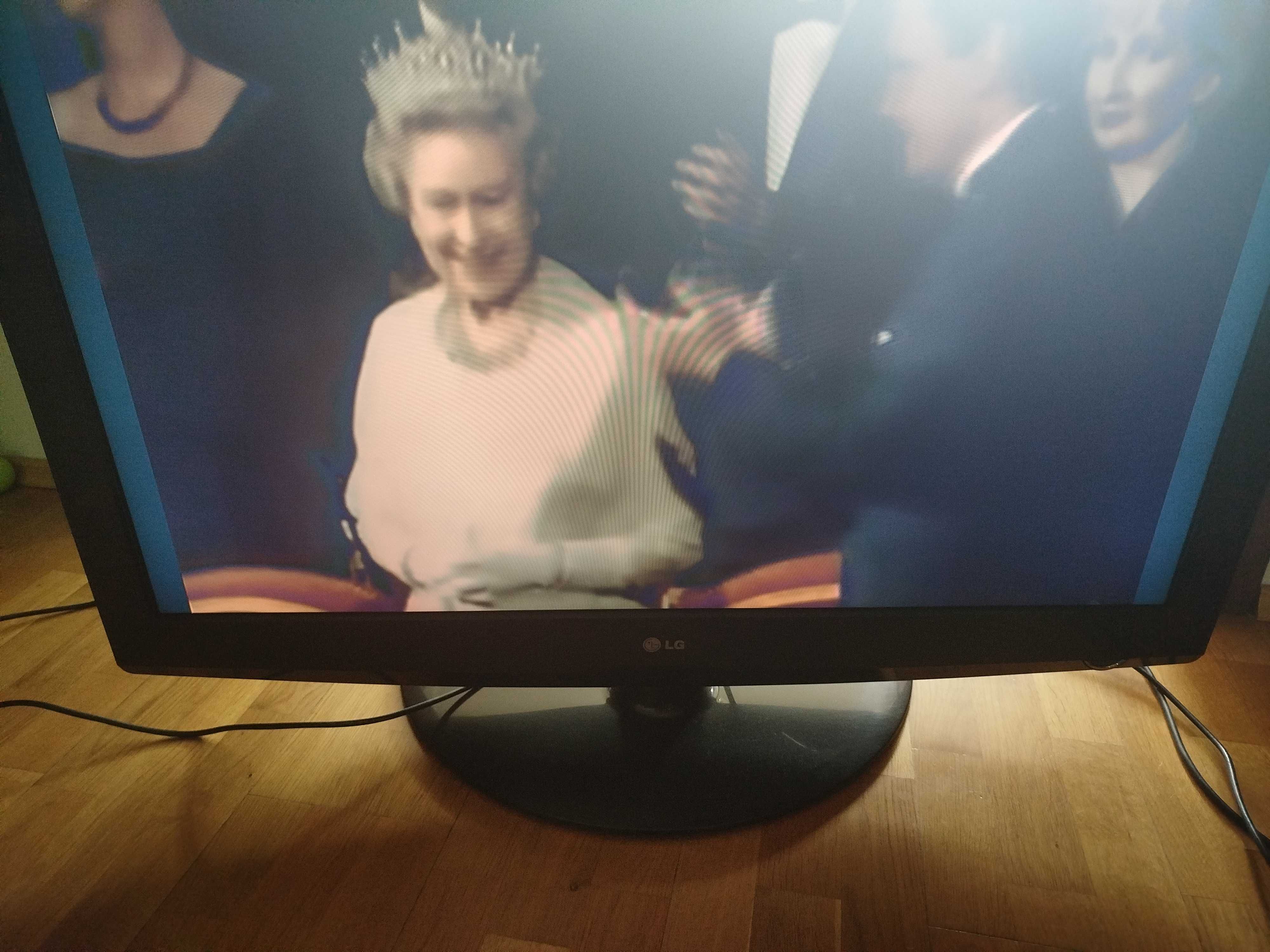 Telewizor 42 całe LG, uszkodzony