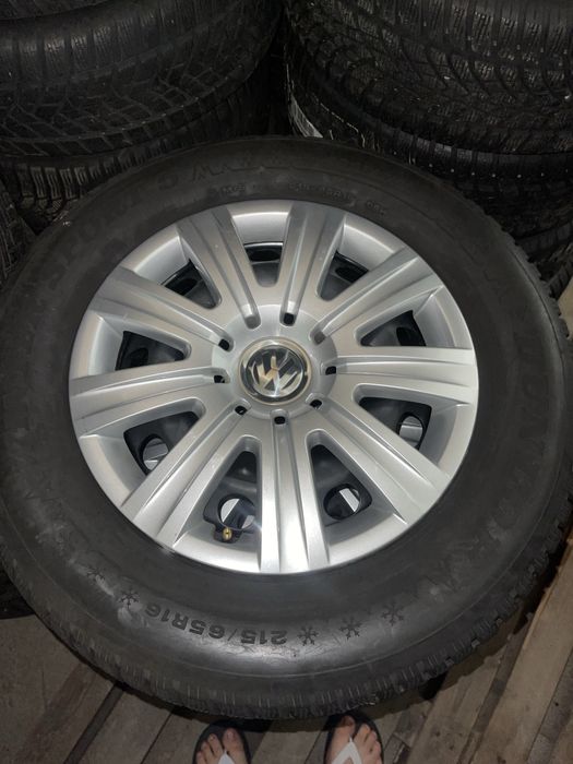 Склад шин коліс резини Літні Зимові