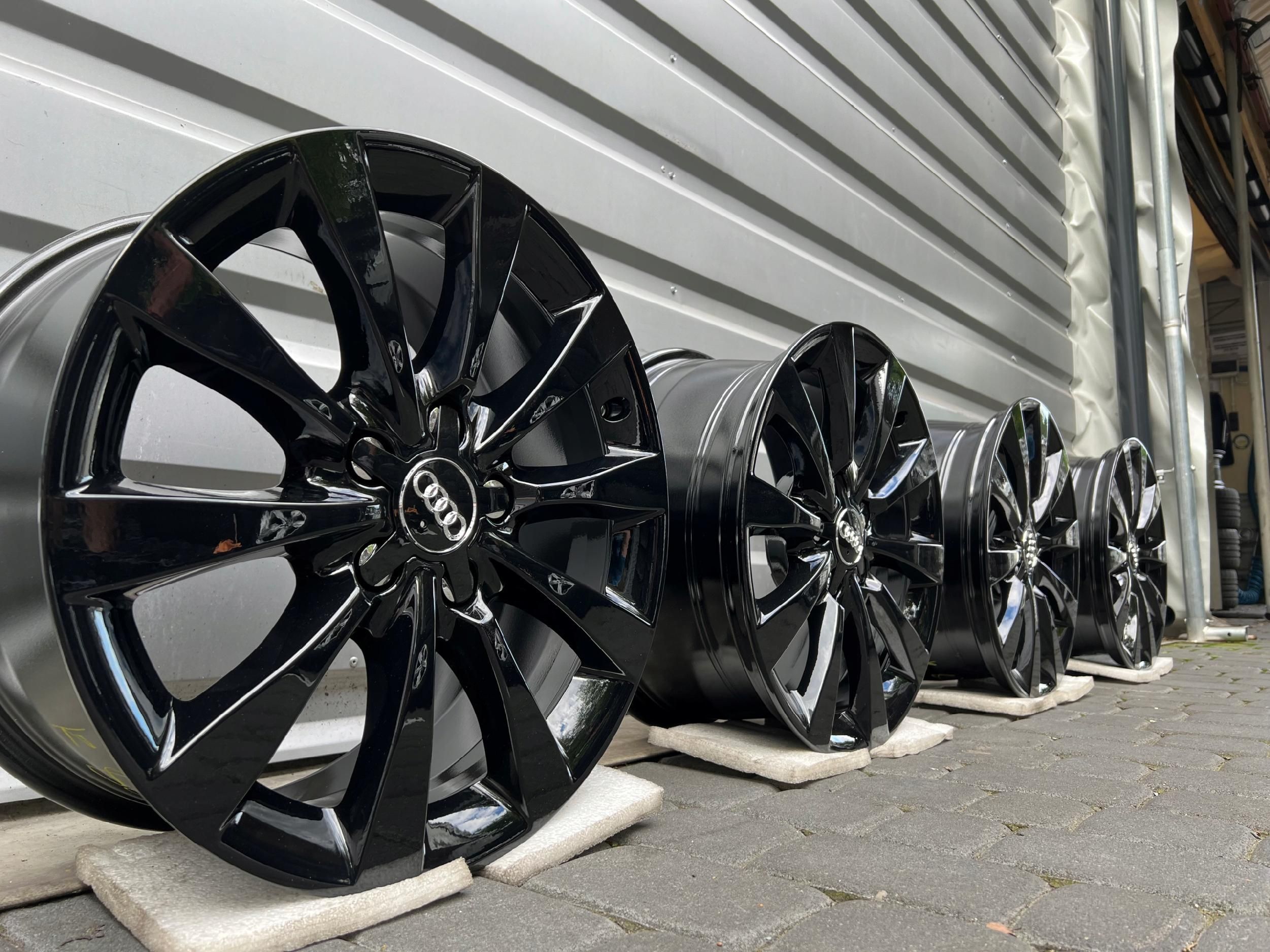 Oryginalne Felgi Audi 17 A3 A4 A5 A6 A8 Q3 Q5