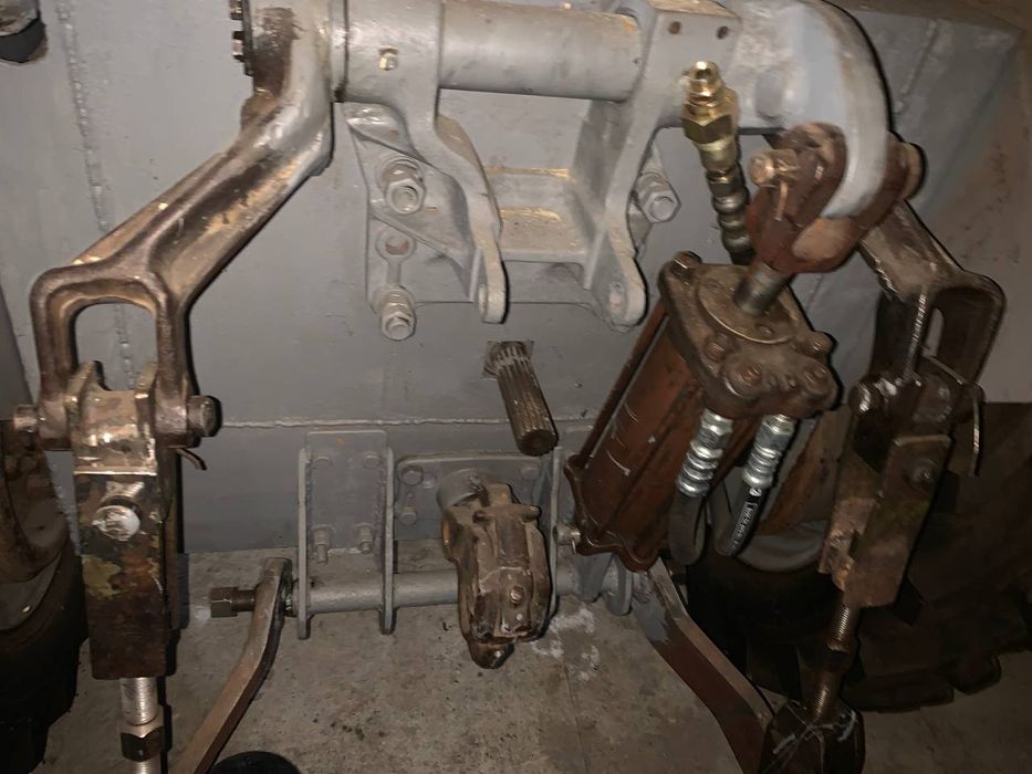 Трактор саморобниц 4×4