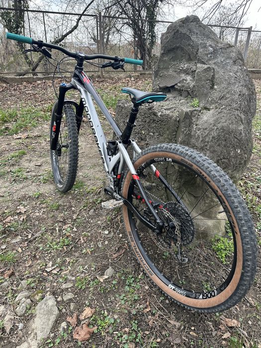 Продам  велосипед mondraker superfoxy r