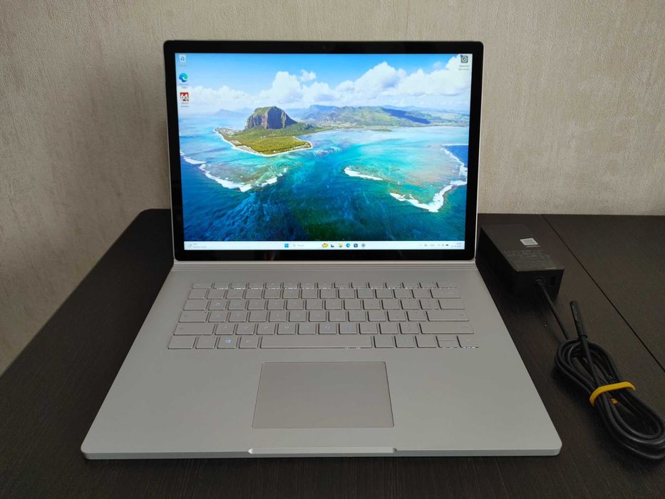 Microsoft Surface Book 2 15" Nvidia GTX 1060 16/512gb i7-8650u