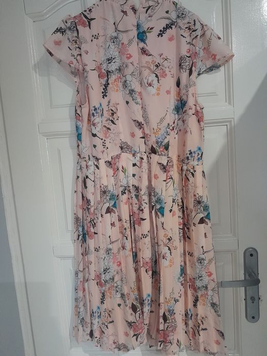 Sukienka  plisowana Reserved 42 rozm