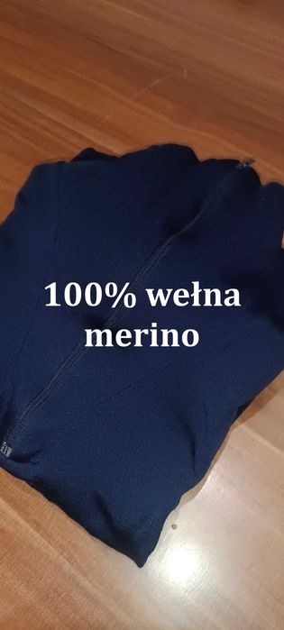 Sweter rozpinany z golfem z wełny z merynosa M granatowy Ulvang