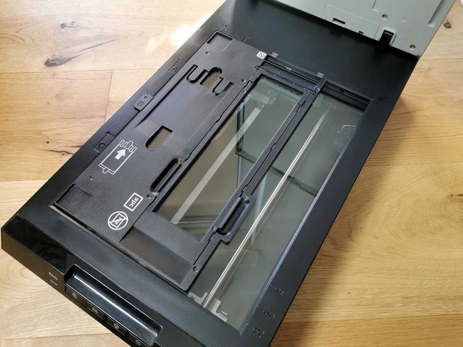 Skaner Epson Perfection V550 - jak V600