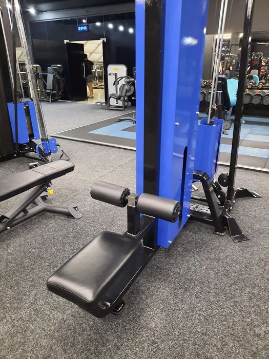 Тренажер верхній блок на спину