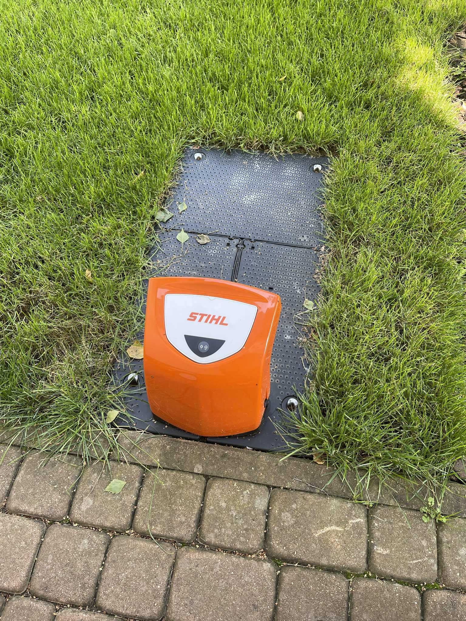robot koszący STIHL RMI 422 P