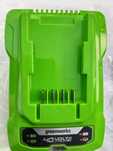 Ladowarka Greenworks 40 V