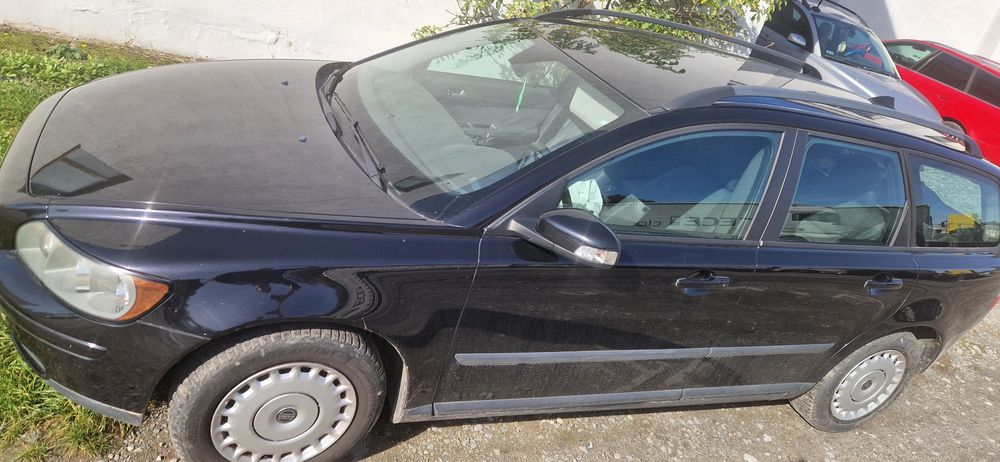 Uszkodzone VOLVO V50