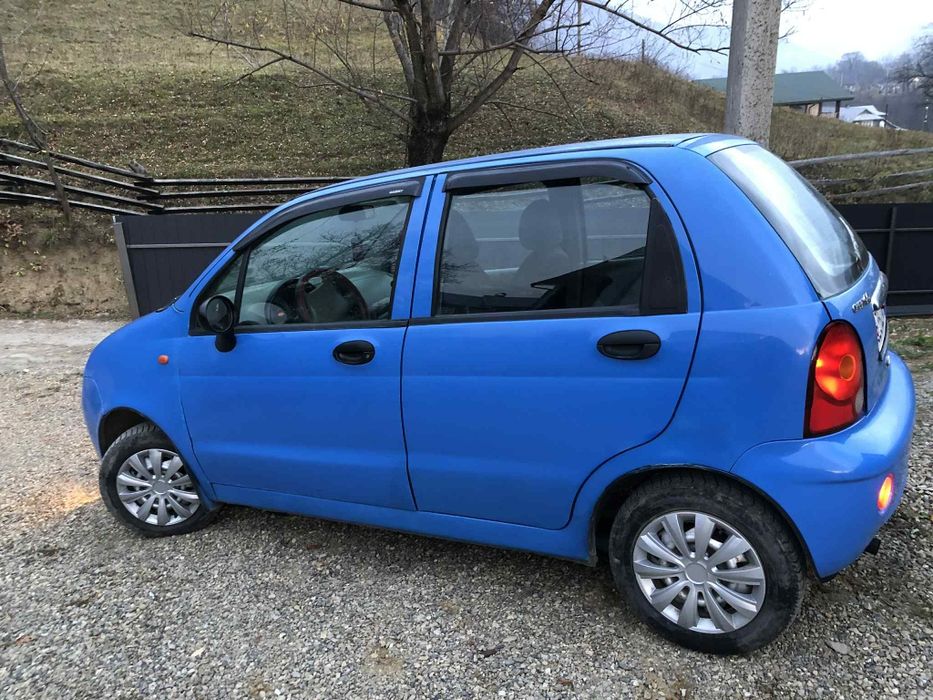 Машина в доброму стані.