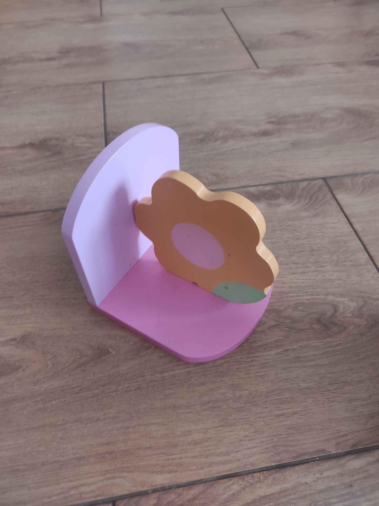 Poleczki, podporki do ksiaze, puzzli itd