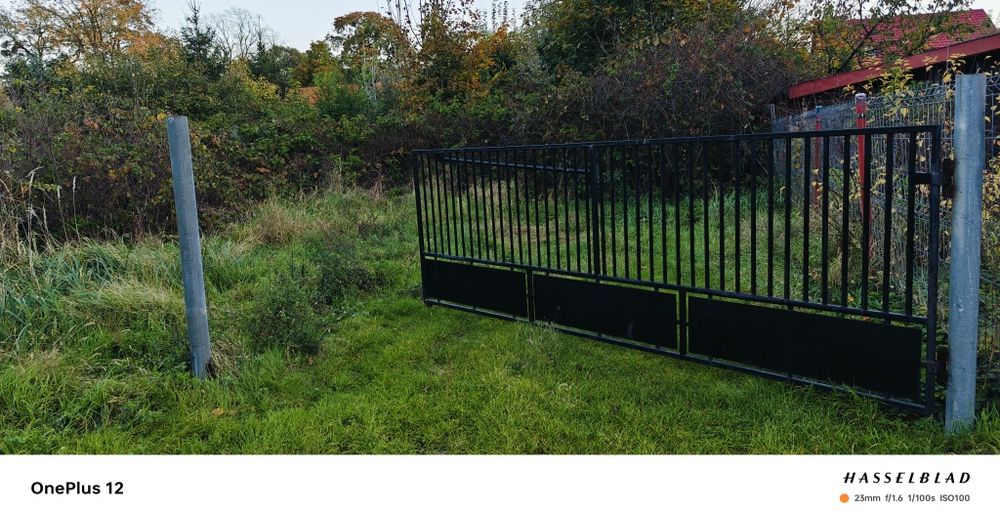 Brama wjazdowa 4,10m x 1,35m  jednoskrzydłowa +2-słupki 1,50m