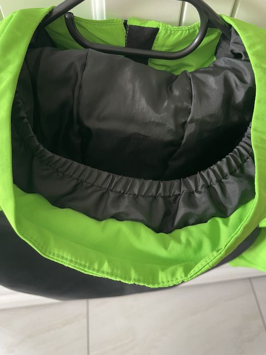 Kurtka zimowa dla chłopca 4 F rozmiar 146