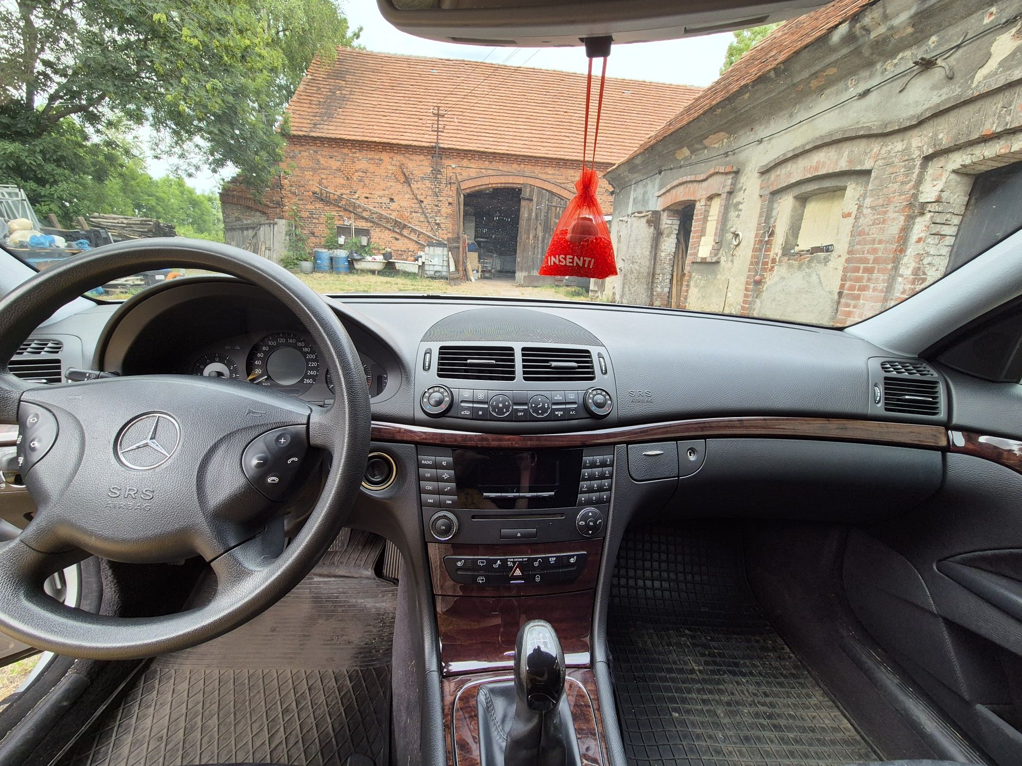 Mercedes E211 rok 2006 LPG