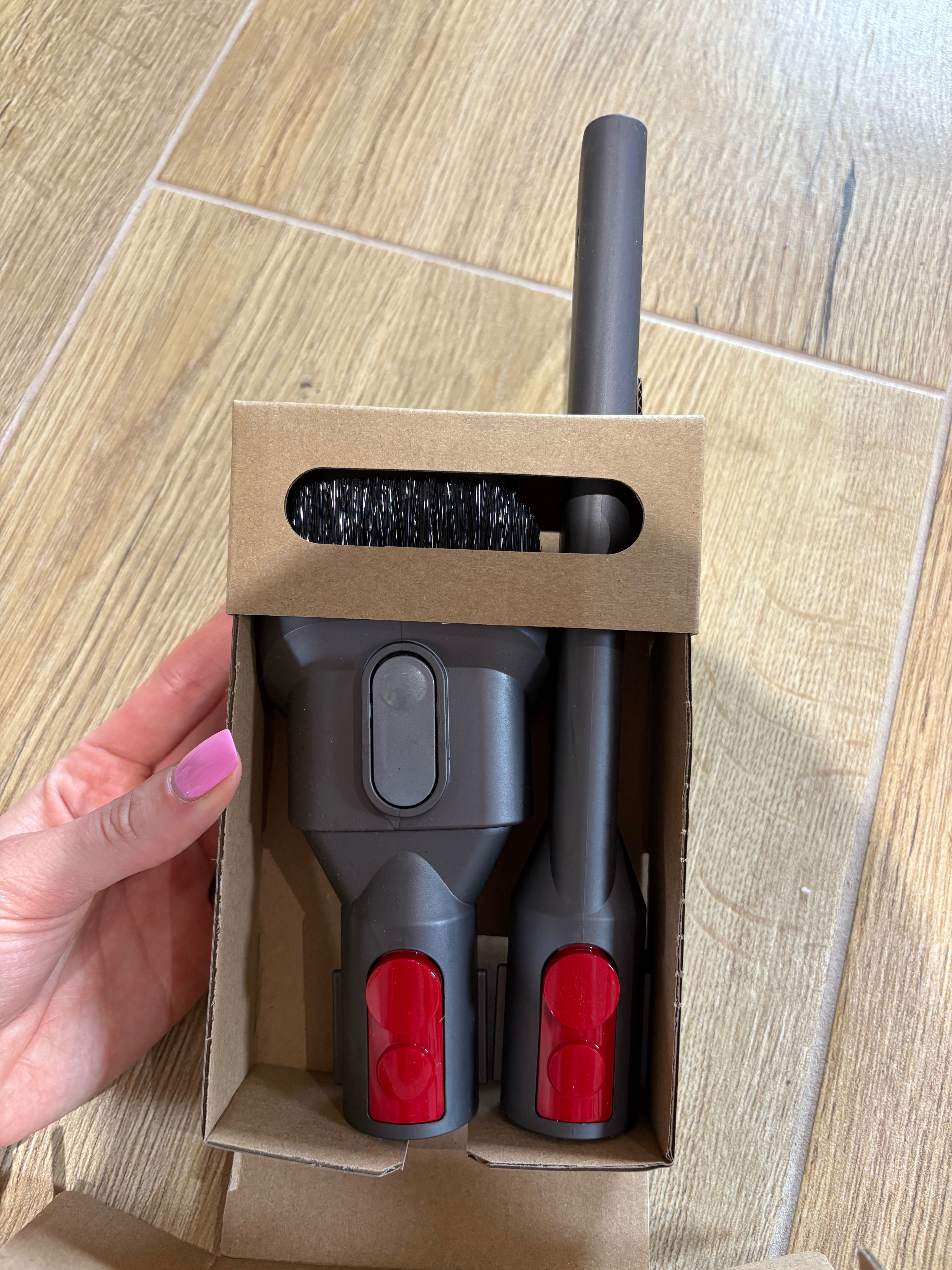 Dyson v2 końcówka szczelinowa + combi