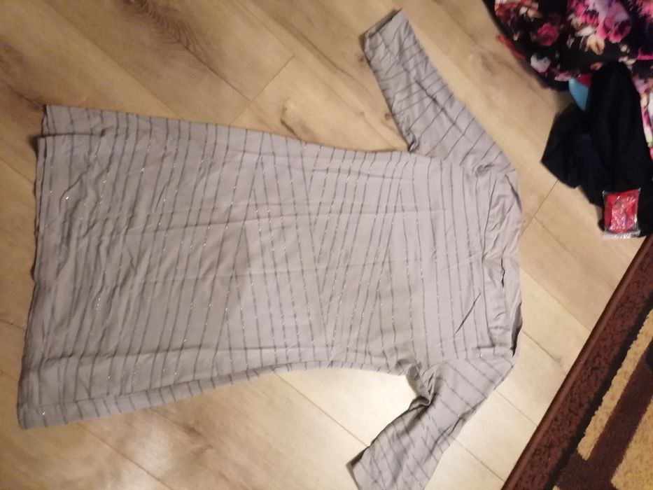 Tunika jasna w prążki z brokatem