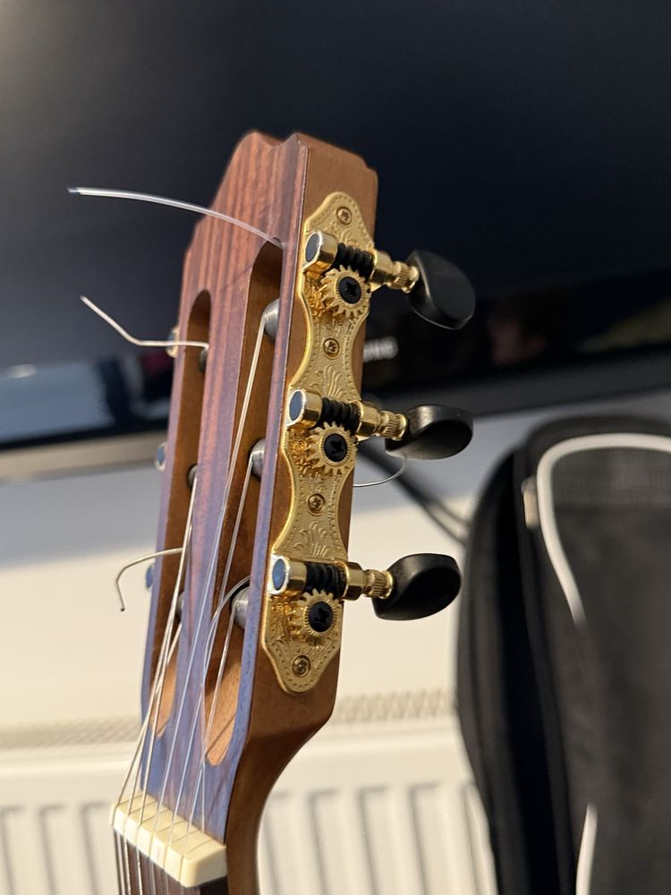 Gitara klasyczna 4/4