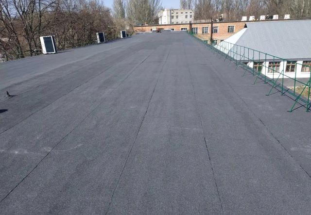 Перекриття даху.ремонт м'якої покрівлі, покрівля єврорубероЇїдом