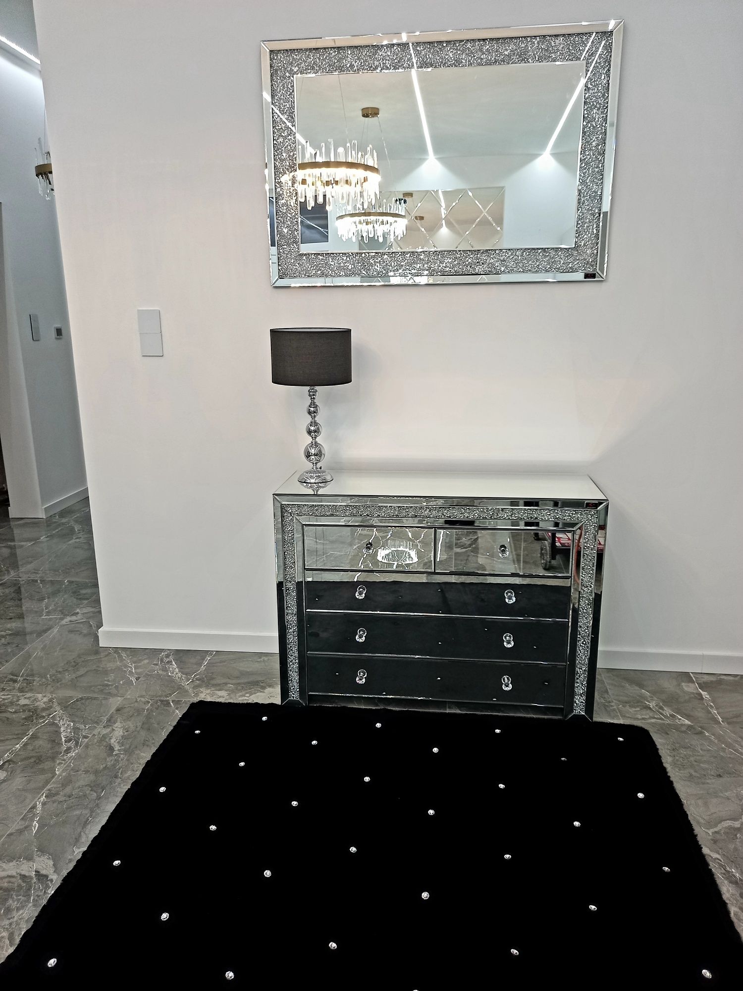 Nowoczesny dywan czarny z kryształkami glamour 120x160