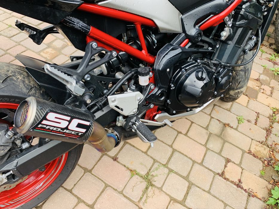 Kawasaki z900 Nowy Model Silnik Lampa Licznik Części