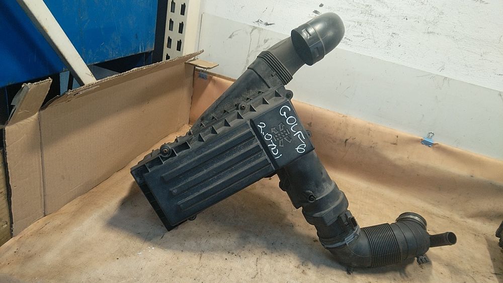 ) Golf VI 6 obudowa filtra powietrza przepływomierz 2.0 TDI