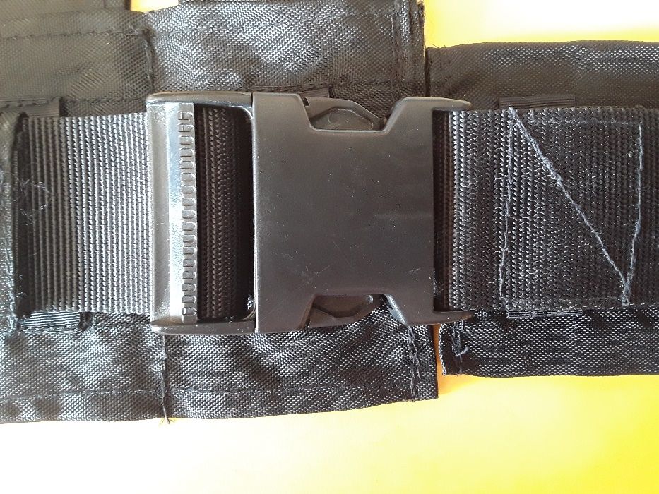 Cinto táctico com 4 bolsas, estilo militar