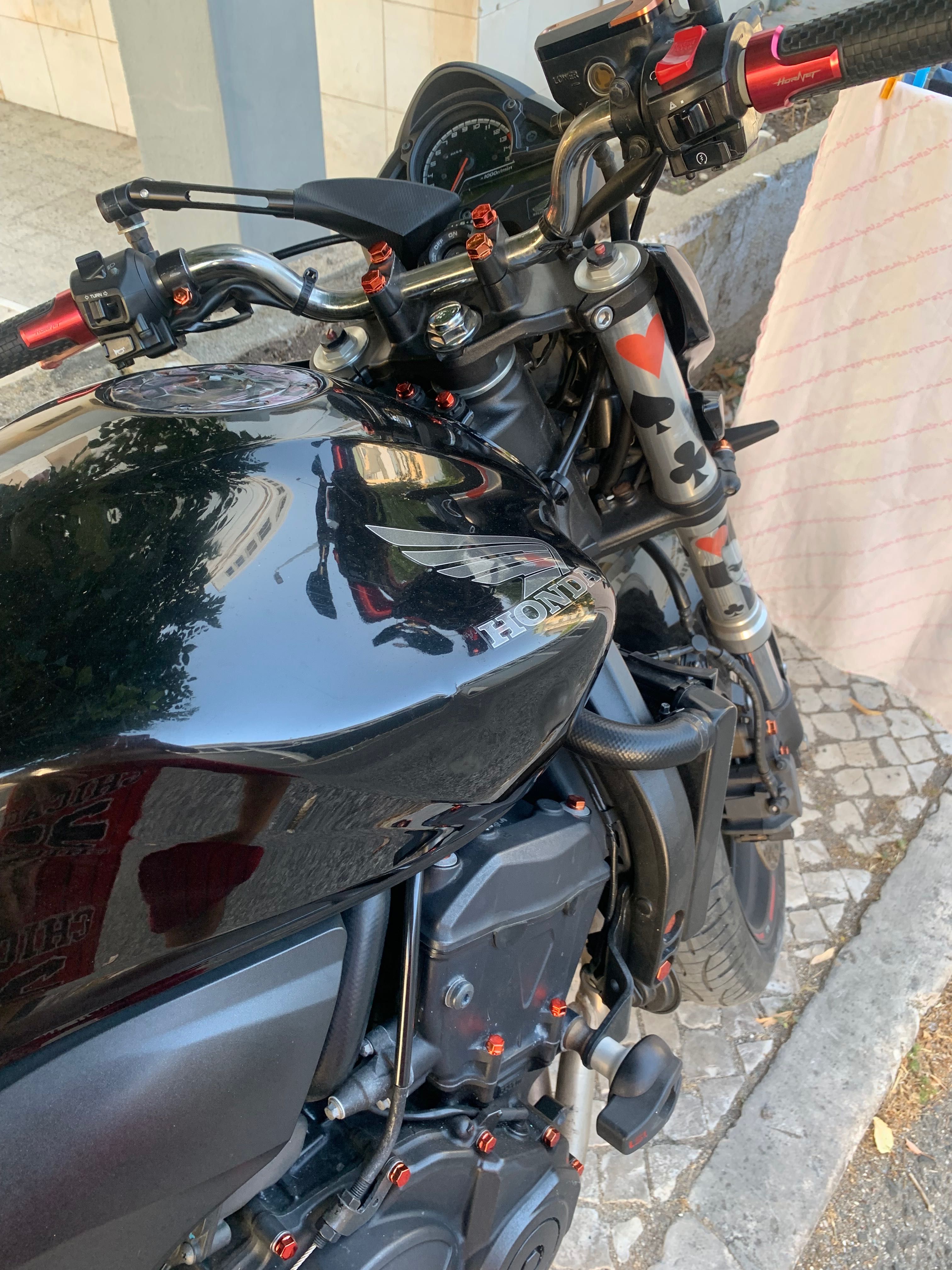 Hornet 600F so 33.000 rodados