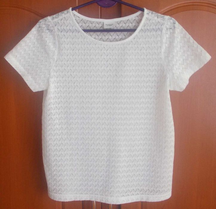 Bluzka biała casual transparentna wzór 38 Jacqueline de Yong