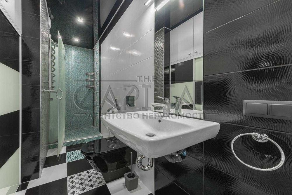 Аренда  Квартира  проспект Глушкова Академика Голосеево Киев