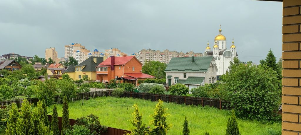 Оренда будинку в центрі Бучі