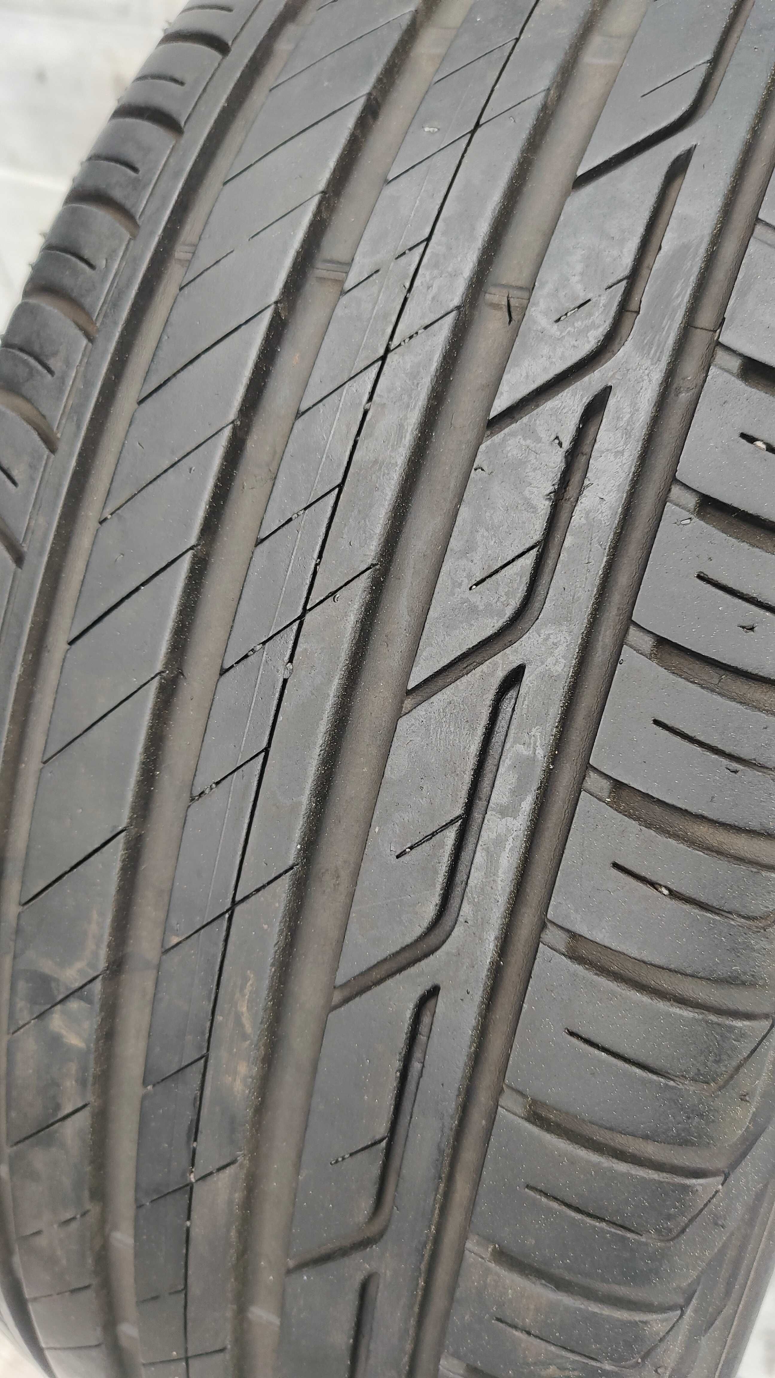 Opona Letnia 215/50/18 Bridgestone Tuanza T001 7mm