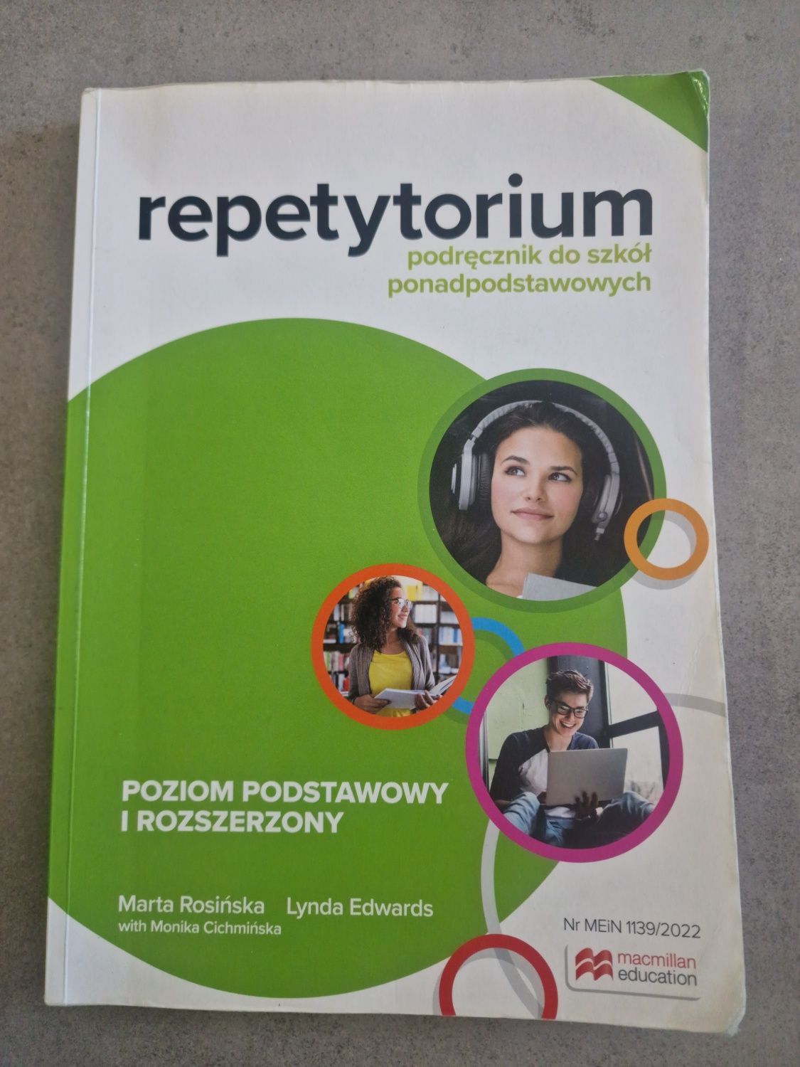 Podręcznik do angielskiego Repetytorium dla szkół  ponadpodstawowych